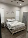 NEW Comfy, spacious, Modern