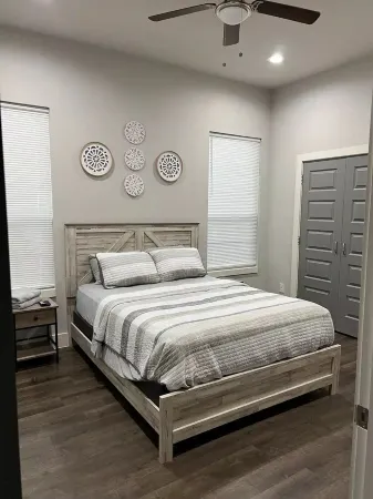 NEW Comfy, spacious, Modern