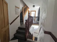 Family-sized comfort - Walk to Lake City Centre Các khách sạn ở Cathays