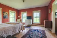 NEW LISTING: Charming Farmhouse on 100 Acres in Vermont’s Northeast Kingdom Hotels in Craftsbury