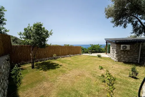 sea view and infinitive pool