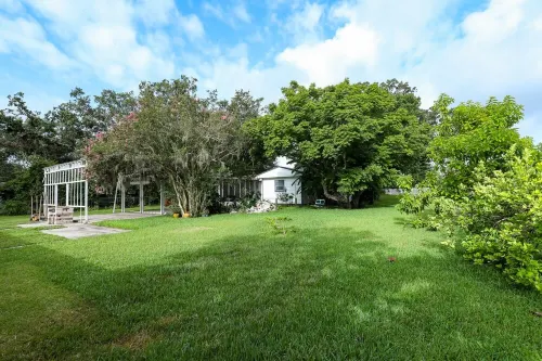 PARSONS HIDEAWAY CLOSE TO EVERYTHING IN TAMPA