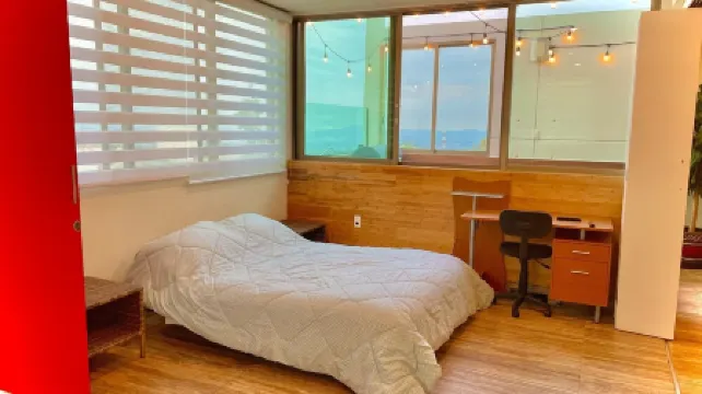 Style & Design Loft: 2 PRIVATE JACUZZIS, POOL, TERRACE, GRILL!