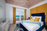 Aqua Vista 2 Bedroom Home - parking