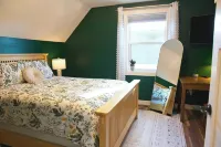 The Nature Loft: New 2-Br Apartment in Troy with Green Space + Patio