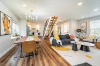 Cozy 3-bedroom house in lovely Littleton with AC, WiFi Hotels in Ken Caryl