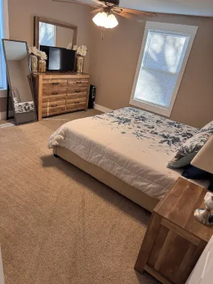 Maverick House4 Bedroom House in Siloam Springs Hotels in Siloam Springs