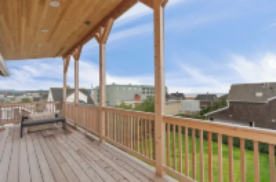 Seaside Pura Vida Villa steps from beach and bike path in the heart of Seaside!