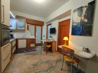 La Chicca b&b, exclusive use apartment within walking distance of Cs South exit