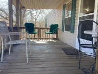 Charming 2-bedroom mobile home with WiFi, AC in peaceful Eddyville KY.