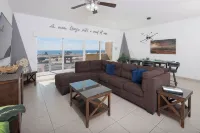 Casa Alexiu N104! An exquisite top floor ocean view residence in Puerto Peñasco!