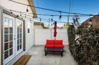 Luxurious, Spacious, Private studio in Great location!