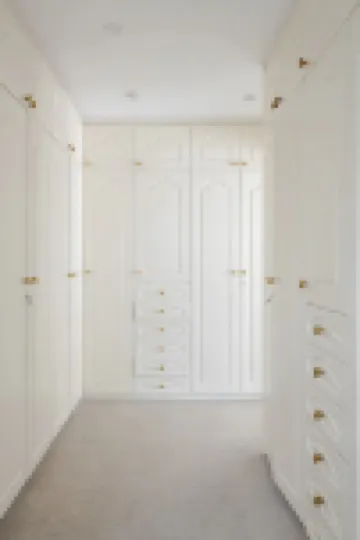 Spacious 5-bedroom house in amazing Sandton with AC