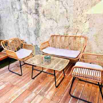 Beautiful house with garden and pool Others