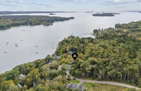 Mere Point Coastal Cottage