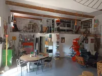 Loft, Design collection, artist's studio, 15' from beaches and Montpellier center Hotels in Saint-Jean-de-Vedas