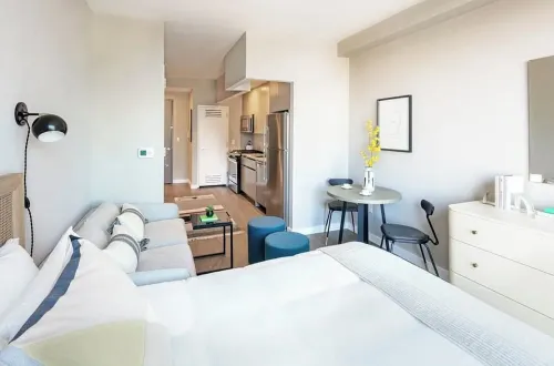 Pristine Studio Apartment in LIC Minutes from Grand Central