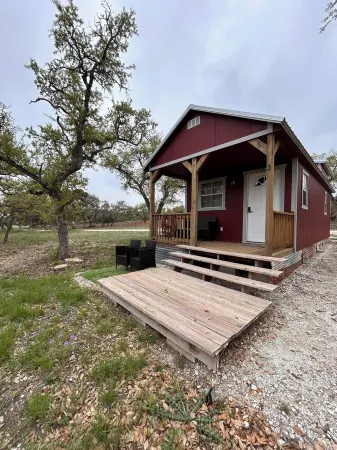 Canyon Lake Cozy Escape - Cabin 3