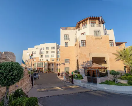 โรงแรมรีสอร์ตเมอเวนพิค เปตรา โรงแรมในเปตรา