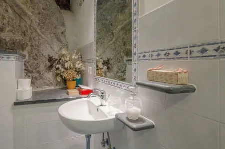 Private apartment with kitchen in Cinque Terre Vernazza