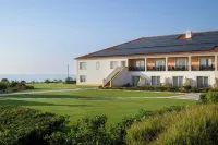Praia d'El Rey Marriott Golf & Beach Resort Hotels near Praia D'El Rey Golf Course