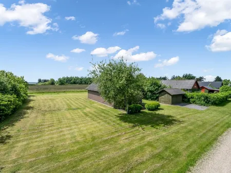 "Arlin" - 380m to the Fjord