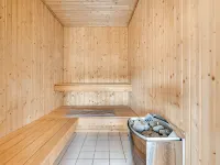 "Ferdine" - 1.5km from the Sea