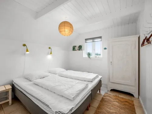 "Annielle" -  from the Sea