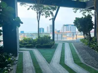 Tropicana 218 Macalister by YueLai Inn