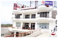 Goroomgo Hotel Ishan Katra