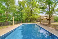 Byrdstown Home on 65 Acres w/ Pool, Trail to Lake! - Boutique