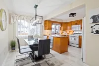 The Cozy House & Romantic Fireplace