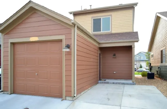Modern 2 Bedroom Townhome, 1.5 Bathrooms, 1 Car Garage with Level 2 EV Charging Hotel di Loveland