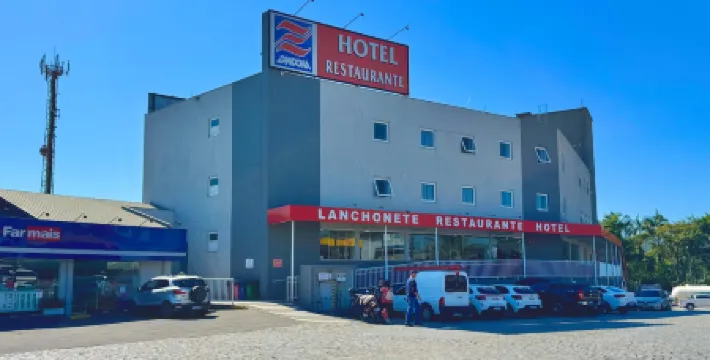Hotel Zandoná