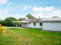 8 person holiday home in Ulfborg-By Traum