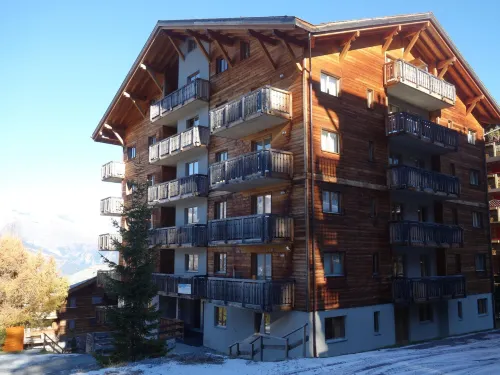 Apartment near Piste de Tracouet