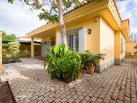 Chalet in Maspalomas by Golf & Private Pool - Alphydda