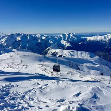 Chalet in Les Deux Alpes near Ski Lift