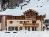 Chalet in Champagny by Ski Slopes