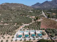 Villa in Melidoni with Private Pool & Views - 3-Star