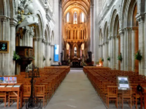 Modern Bayeux Hideaway