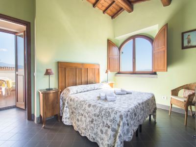 Scenic Stay near Florence