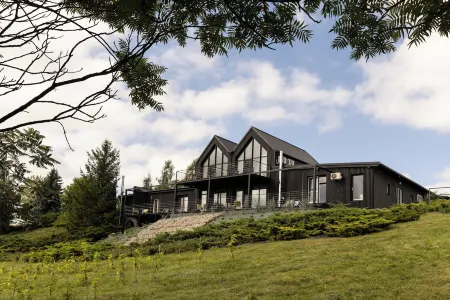 Port Rybaki & Vine Agritourism Отели в г. Бжозе