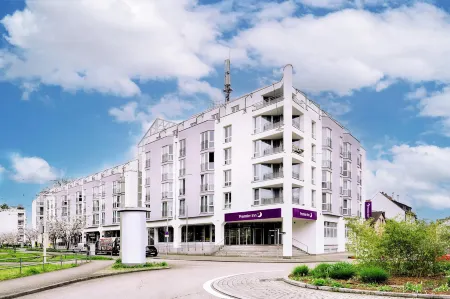 Premier Inn Stuttgart Bad Cannstatt Отели рядом с достопримечательностью «оз. Макс-Айт»