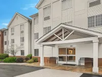 Candlewood Suites CHARLOTTE - ARROWOOD by IHG Hotels near Arrowood