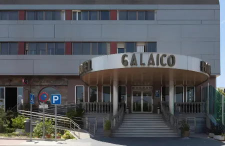 Hotel Galaico Отели в г. Альпедрете