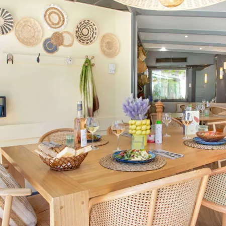 Ibis Salon-De-Provence Sud