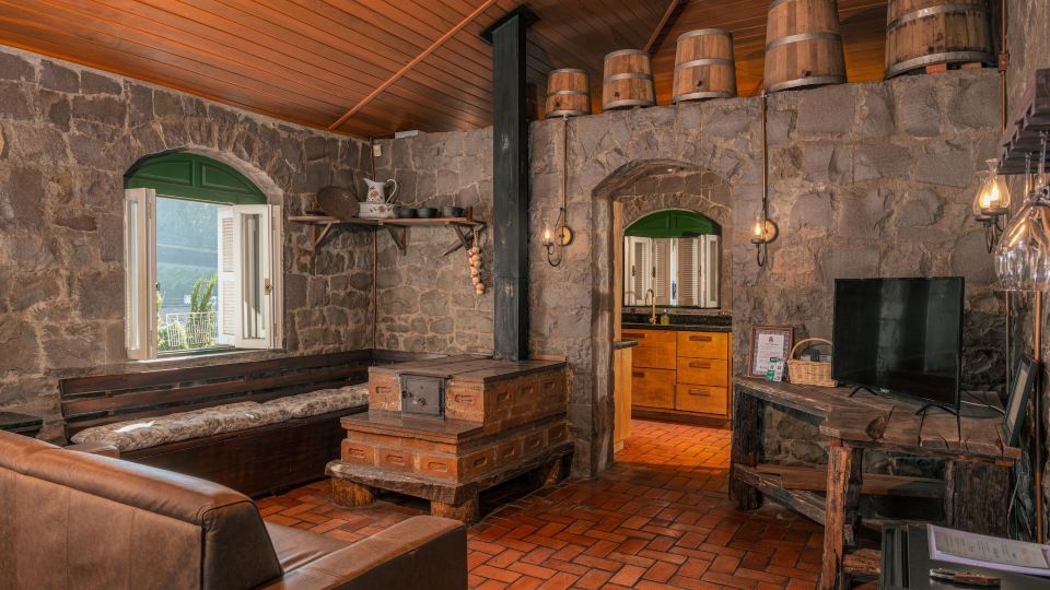 Casa de Pedra - Vinícola Mena Kaho