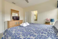 Lanai & Pool: Spacious Villa Near Disney! - spa