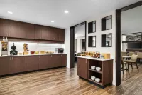 Residence Inn by Marriott Richmond Airport - 조식 운영
